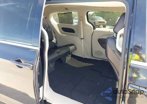 2022 Chrysler Pacifica Touring L from USA, damaged, VIN 2C4RC1BGXNR196895